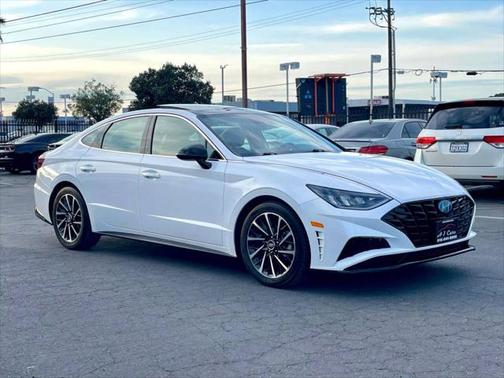 2020 Hyundai SONATA SEL Plus