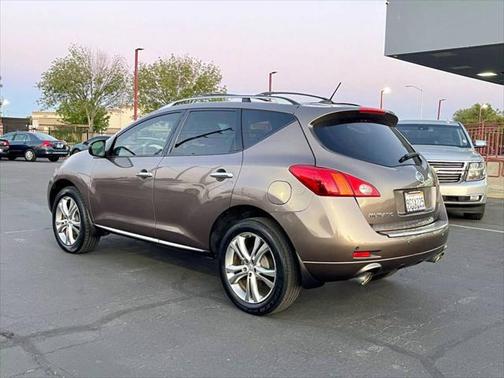 2010 Nissan Murano LE