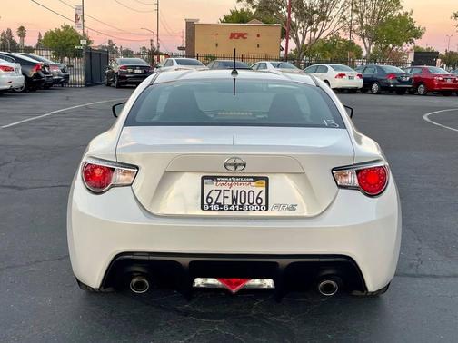2013 Scion FR-S Base