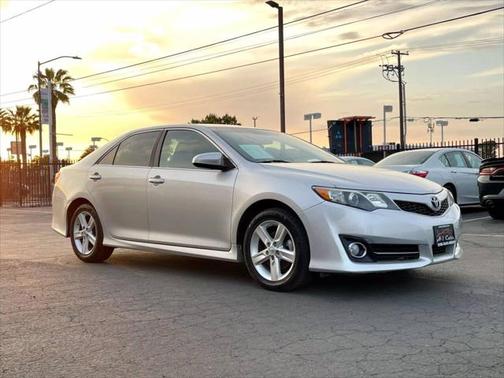 2012 Toyota Camry SE