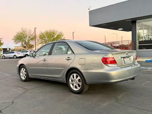 2005 Toyota Camry XLE V6