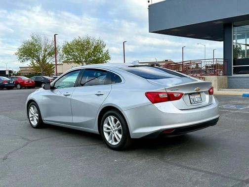 2017 Chevrolet Malibu 1LT