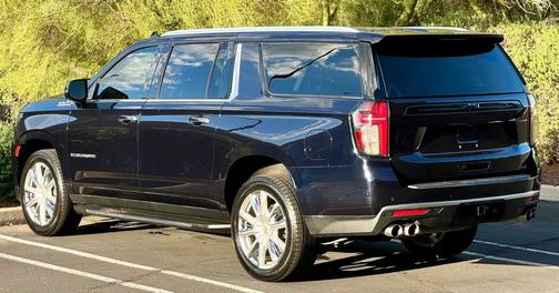 2021 Chevrolet Suburban 4WD High Country