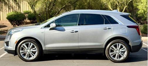 2024 Cadillac XT5 Sport