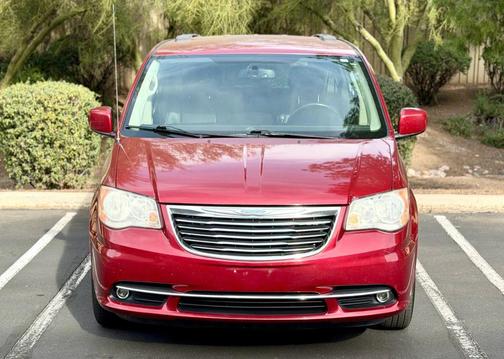 2014 Chrysler Town & Country Touring
