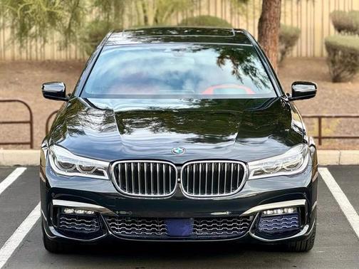 2018 BMW 750 I