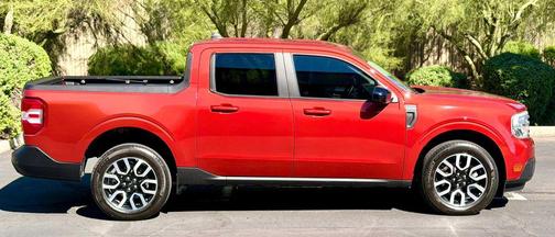 Hot Pepper Red Metallic Tinted Clearcoat 2024 Ford Maverick Lariat