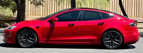 2021 Tesla Model S Plaid