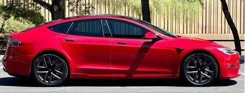 2021 Tesla Model S Plaid