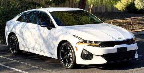 Glacial White Pearl 2023 Kia K5 GT-Line
