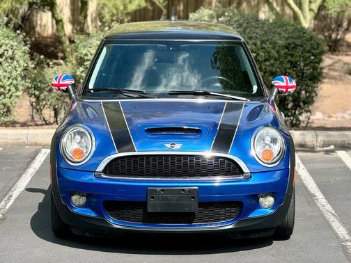 2007 MINI Cooper S Base
