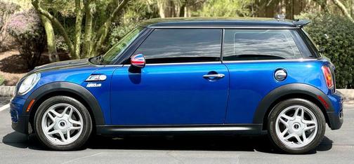 2007 MINI Cooper S Base