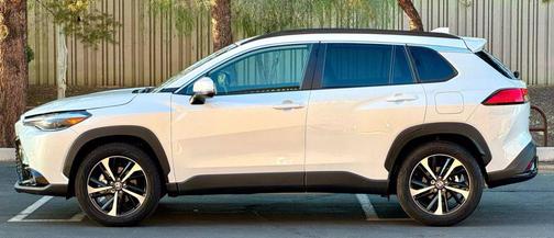 2024 Toyota Corolla Hybrid SE