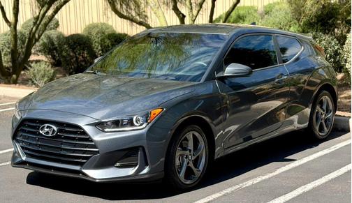 2021 Hyundai Veloster 2
