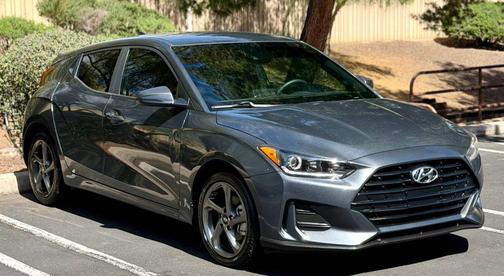 2021 Hyundai Veloster 2