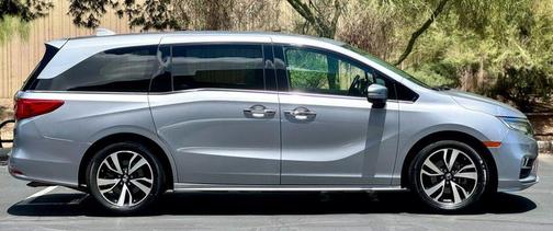 2020 Honda Odyssey Elite