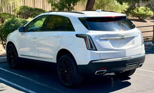 Crystal White Tricoat 2021 Cadillac XT5 Sport