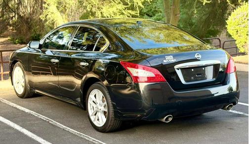 2011 Nissan Maxima SV
