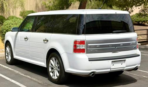 White 2019 Ford Flex Limited