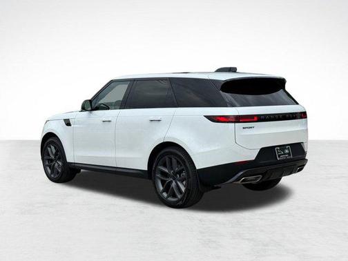 Ostuni Pearl White Premium Metallic 2026 Land Rover Range Rover Sport SE