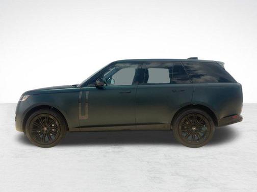 2025 Land Rover Range Rover P400 SE