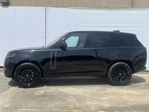 2025 Land Rover Range Rover P400 SE