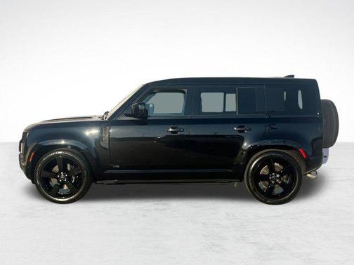 2025 Land Rover Defender 110 V8