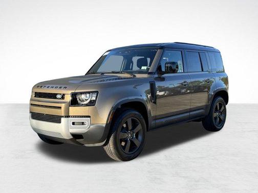 2025 Land Rover Defender 110 P300