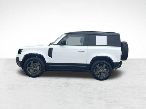 2025 Land Rover Defender 90 P400 X-Dynamic SE