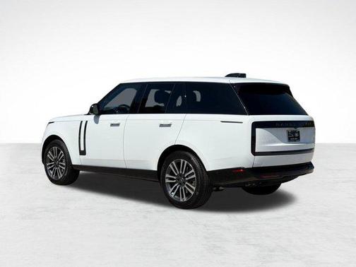 2025 Land Rover Range Rover P530 SE