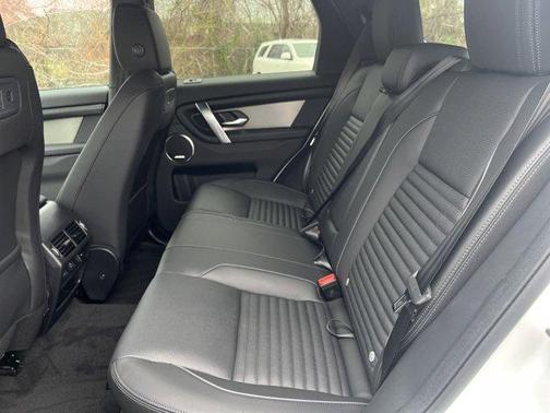 2025 Land Rover Discovery Sport Dynamic SE