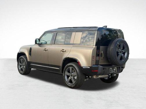 Gondwana Stone Metallic 2026 Land Rover Defender P400 X-Dynamic SE