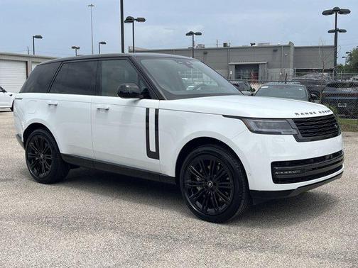 2025 Land Rover Range Rover P530 SE