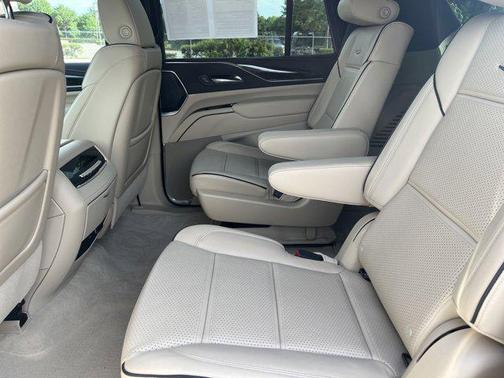 2024 Cadillac Escalade Premium Luxury