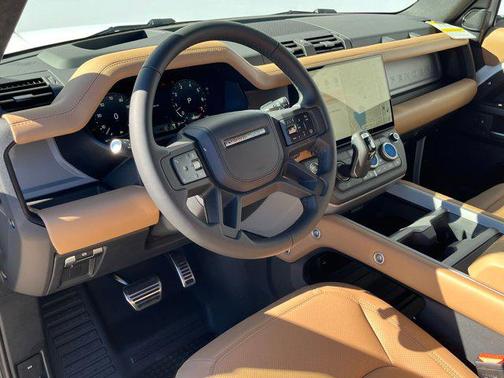 2026 Land Rover Defender 110 V8