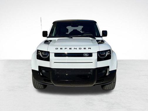 2026 Land Rover Defender 110 V8