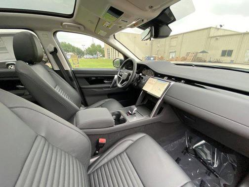 2024 Land Rover Discovery Sport Core S