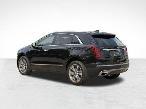 Stellar Black Metallic 2022 Cadillac XT5 Premium Luxury