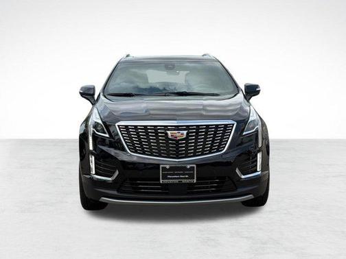 Stellar Black Metallic 2022 Cadillac XT5 Premium Luxury