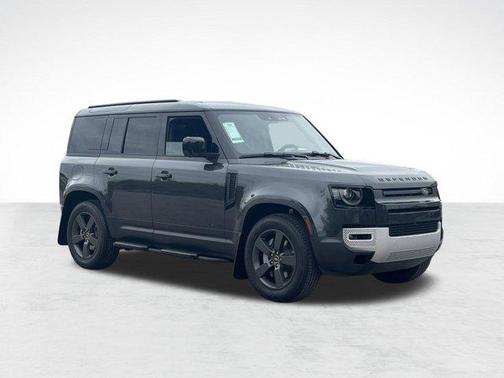 2025 Land Rover Defender 110 P300