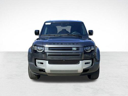 2025 Land Rover Defender 110 P300