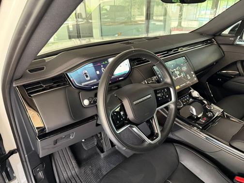 Fuji White 2023 Land Rover Range Rover Sport SE