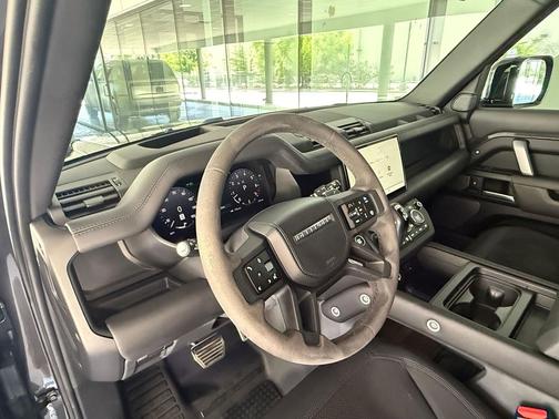 Carpathian Grey Premium Metallic 2023 Land Rover Defender 110 Carpathian Edition