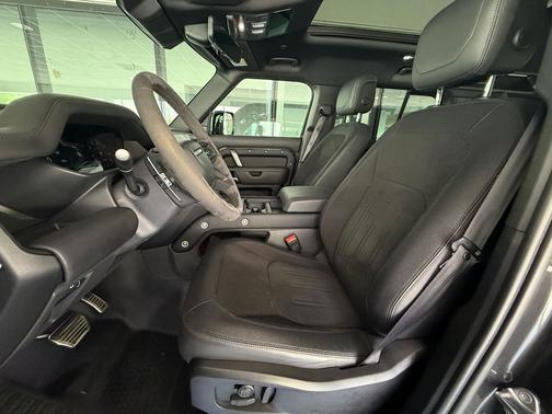 Carpathian Grey Premium Metallic 2023 Land Rover Defender 110 Carpathian Edition