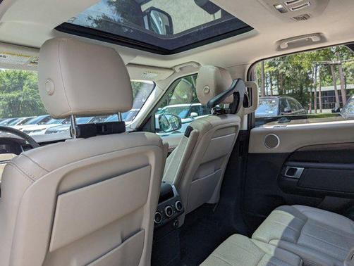 Gray 2018 Land Rover Discovery HSE