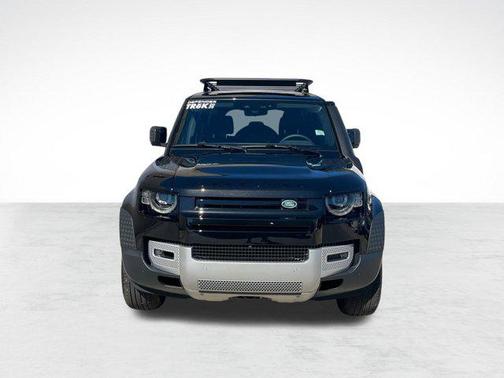 2025 Land Rover Defender 110 P300