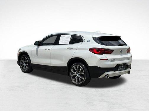 Mineral White Metallic 2021 BMW X2 sDrive28i