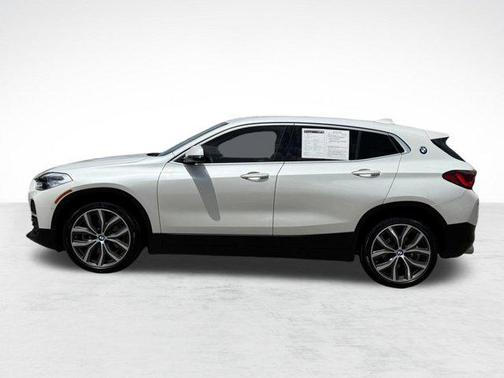 Mineral White Metallic 2021 BMW X2 sDrive28i
