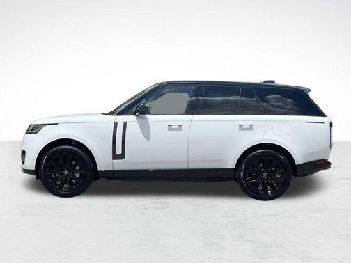 2025 Land Rover Range Rover P550e SE
