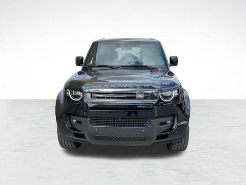 Santorini Black 2026 Land Rover Defender P400 X-Dynamic SE